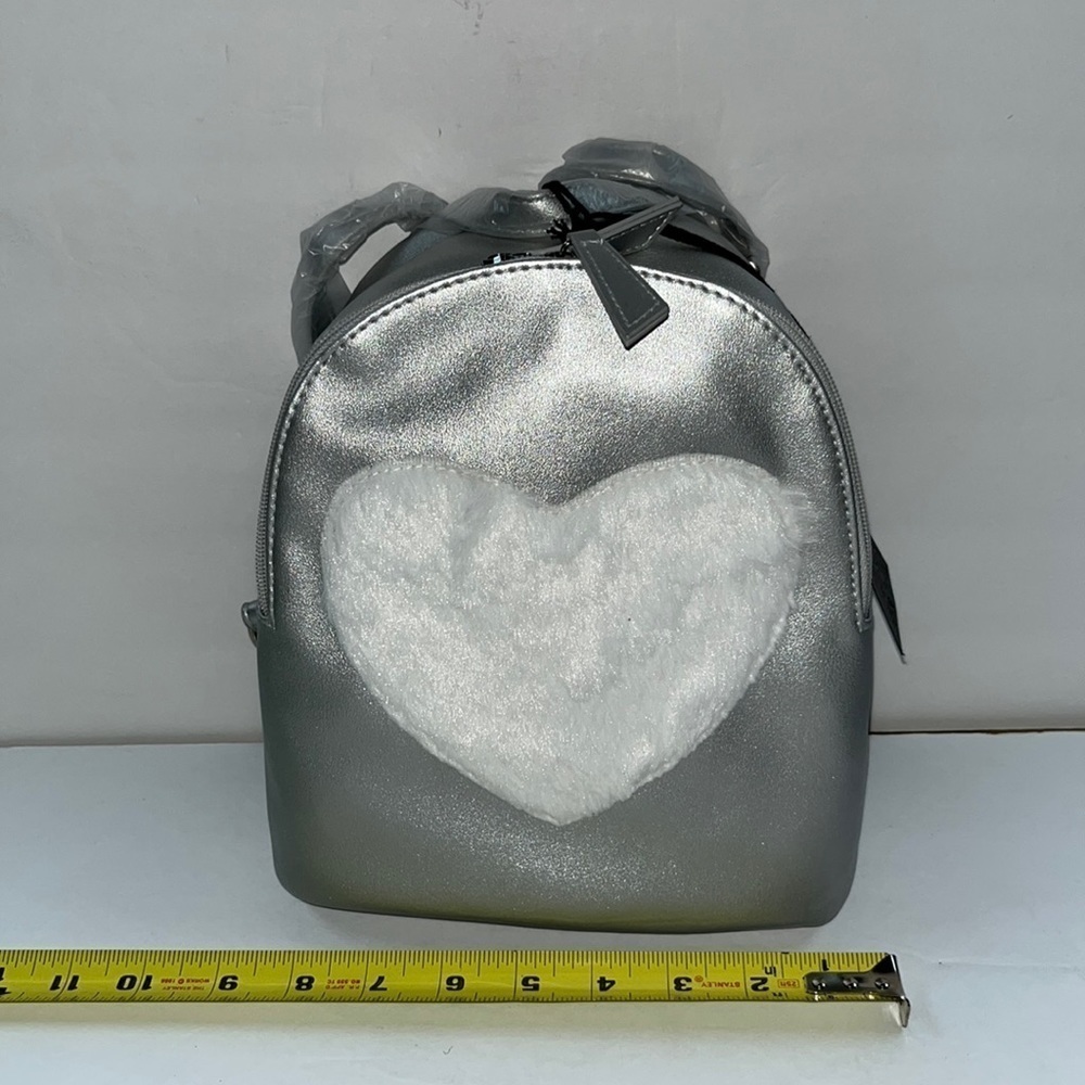 T-shirt & Jeans Faux Fur Heart mini backpack